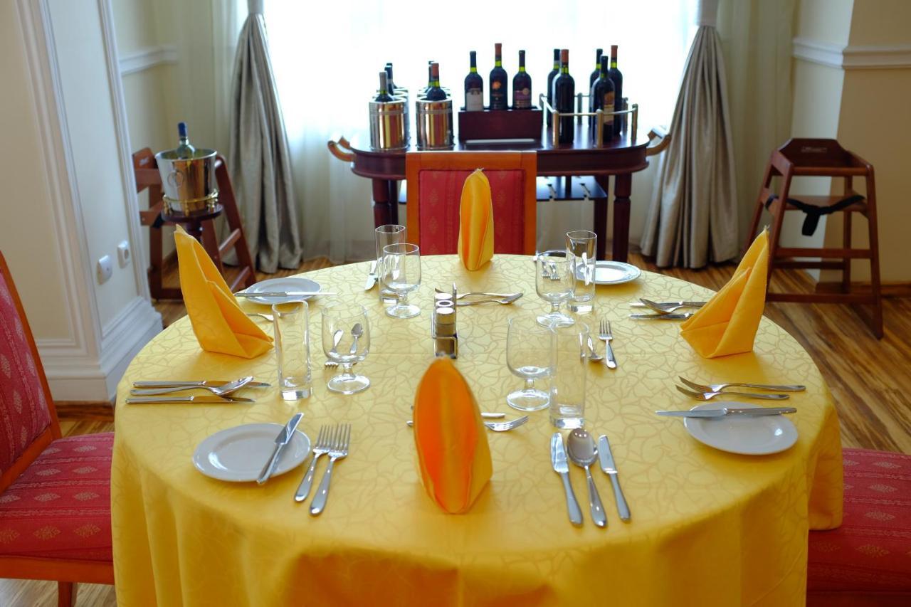 Abyssinia Renaissance Hotel Addisz-Abeba Kültér fotó